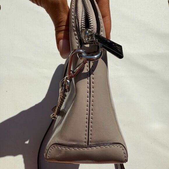 Michael Kors Studio Mercer Dome Crossbody – Cement Grey Patent Leather – Brand N - Picture 5 of 15